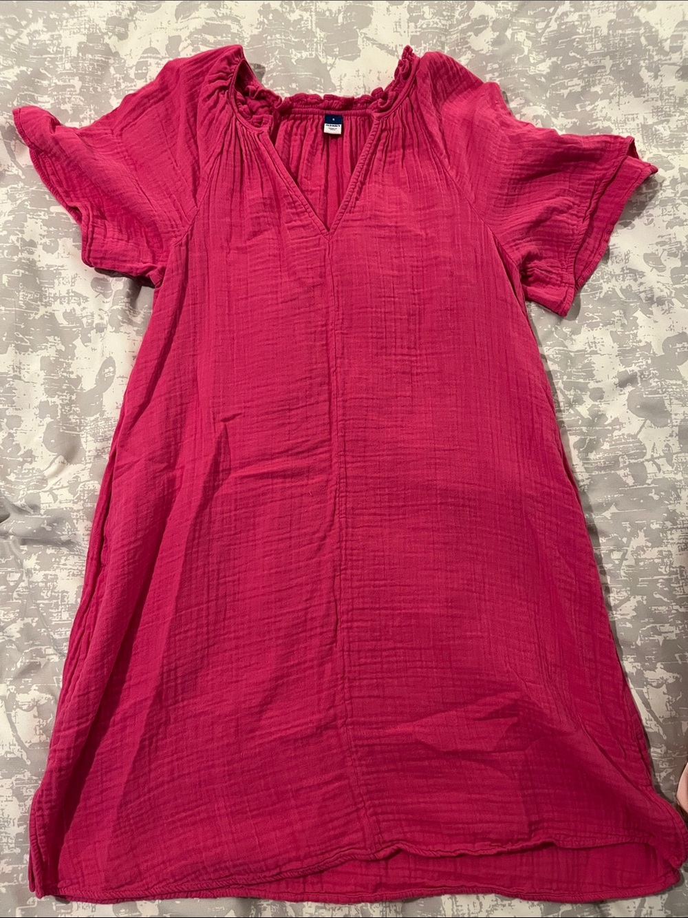 Old Navy Fuchsia Short-Sleeve Gauze Shift Dress